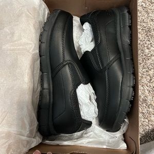 Brand new non slip work shoes